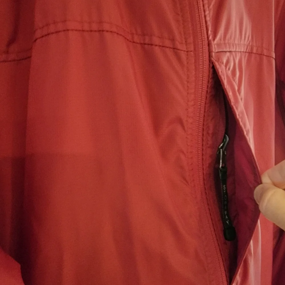 L.L. Bean‎ Men's Windbreaker Jacket Full Zip Hooded Bordeaux Nylon Gorpcore